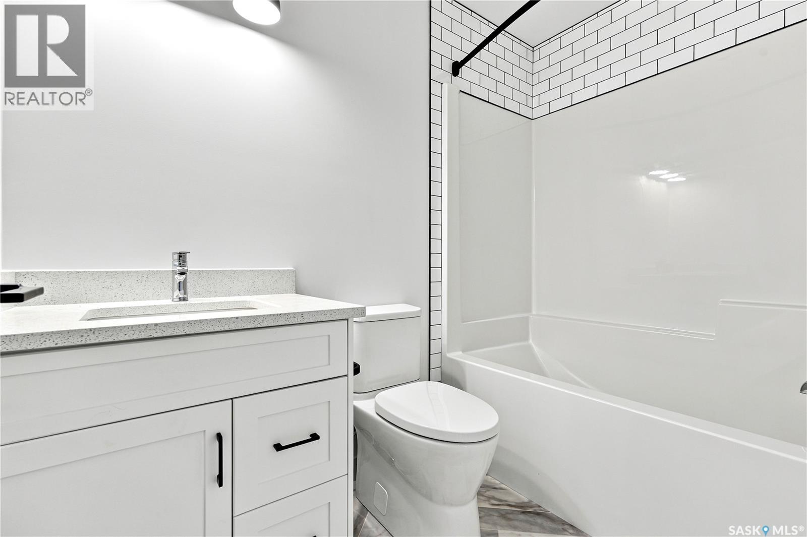 491 Traeger CLOSE - 29