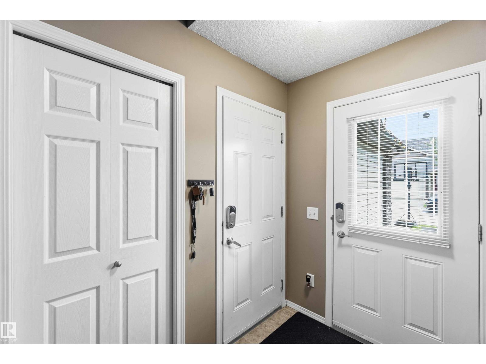 #24 6520 2 AV SW - 2