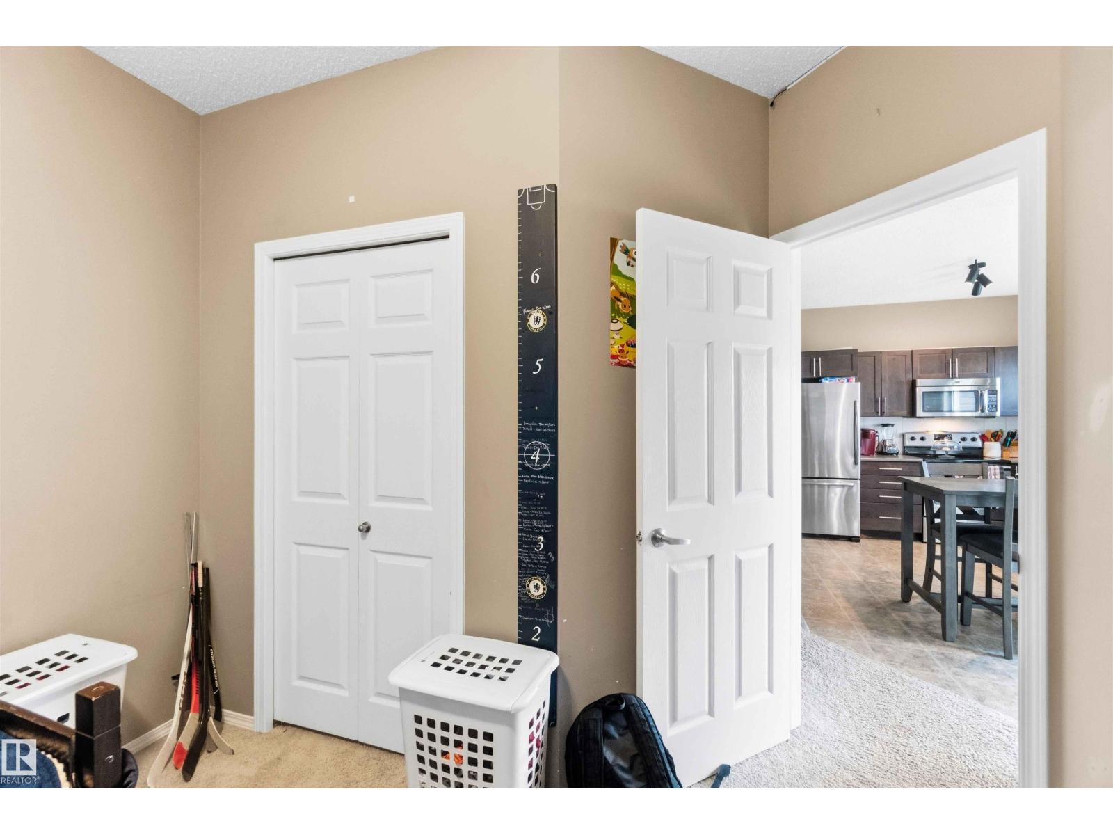 #24 6520 2 AV SW - 20