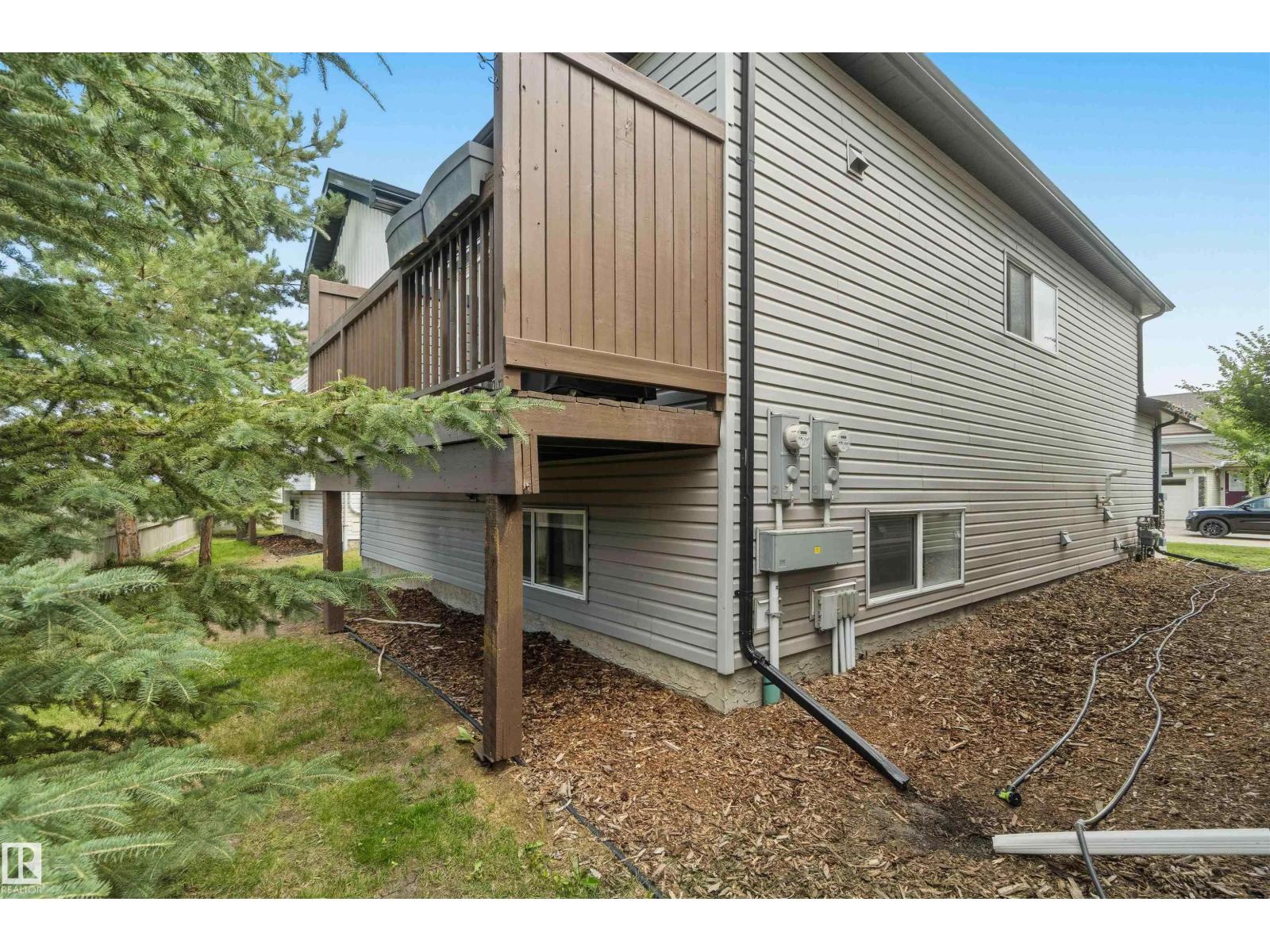 #24 6520 2 AV SW - 30