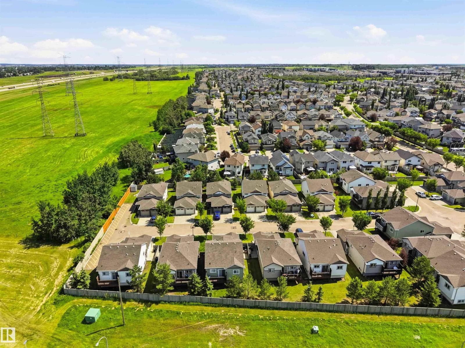 #24 6520 2 AV SW - 36