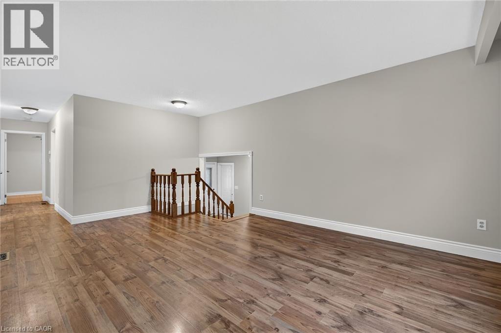 19 BURNS Place - 14