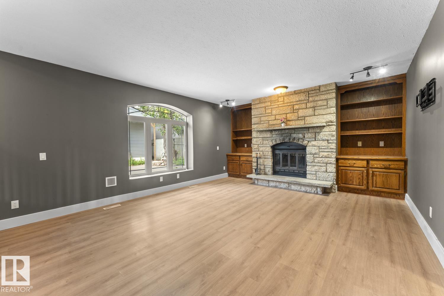 4308 41A ST ST - 33