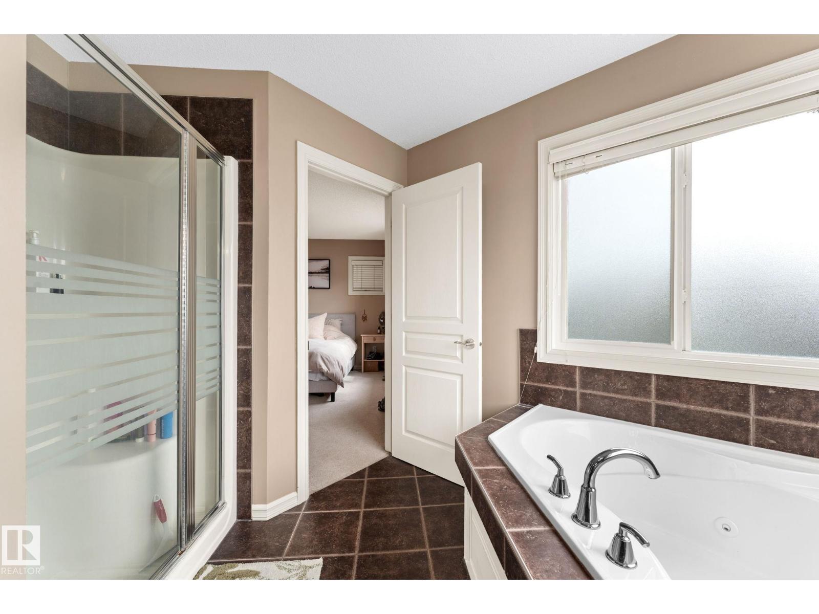 5519 209 ST NW - 34