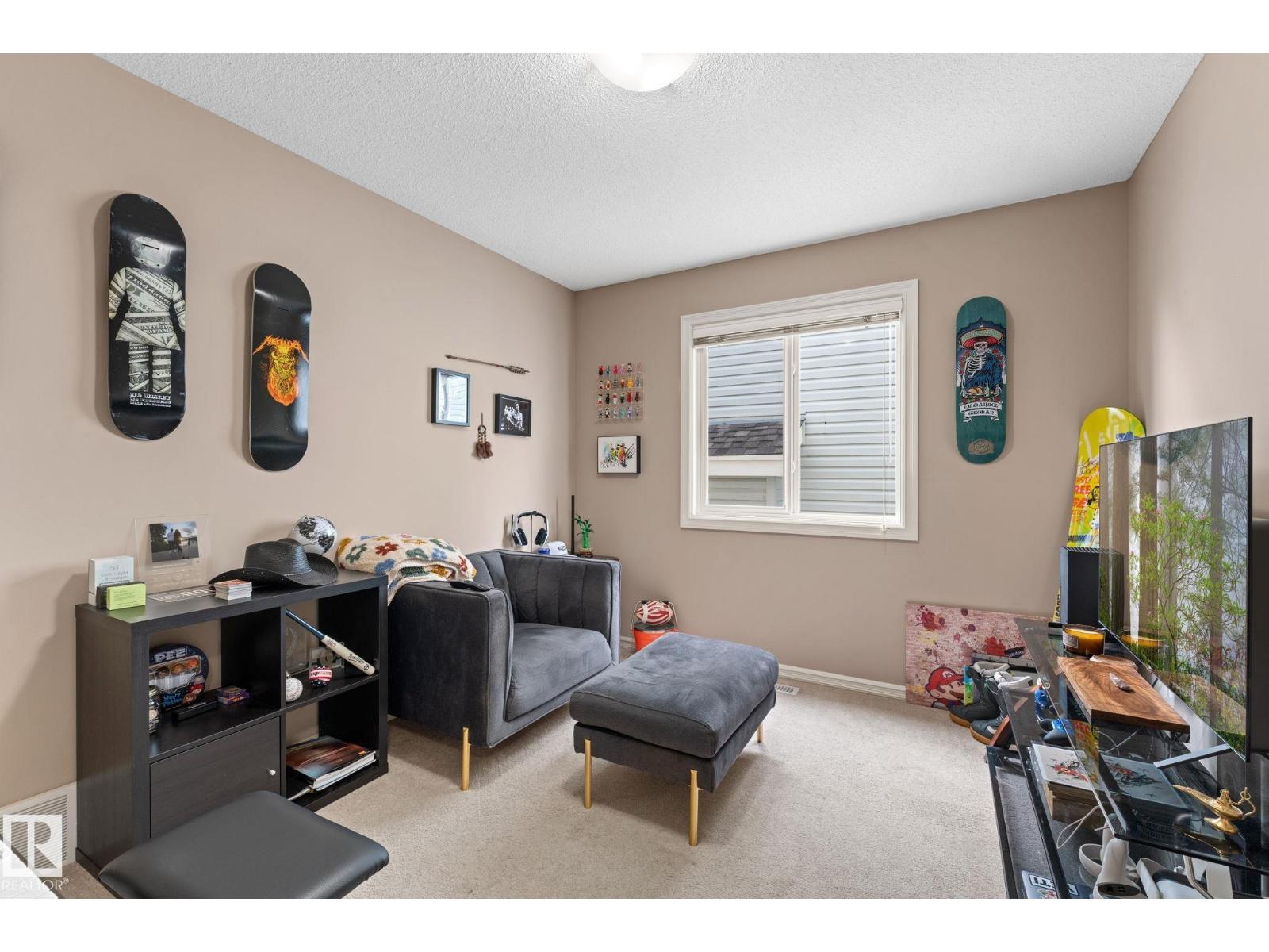 5519 209 ST NW - 29