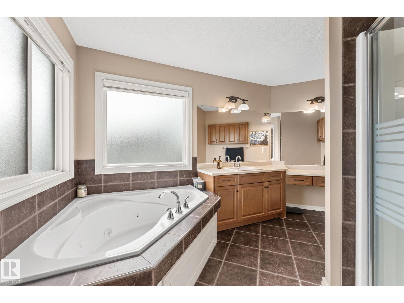 5519 209 ST NW - 32