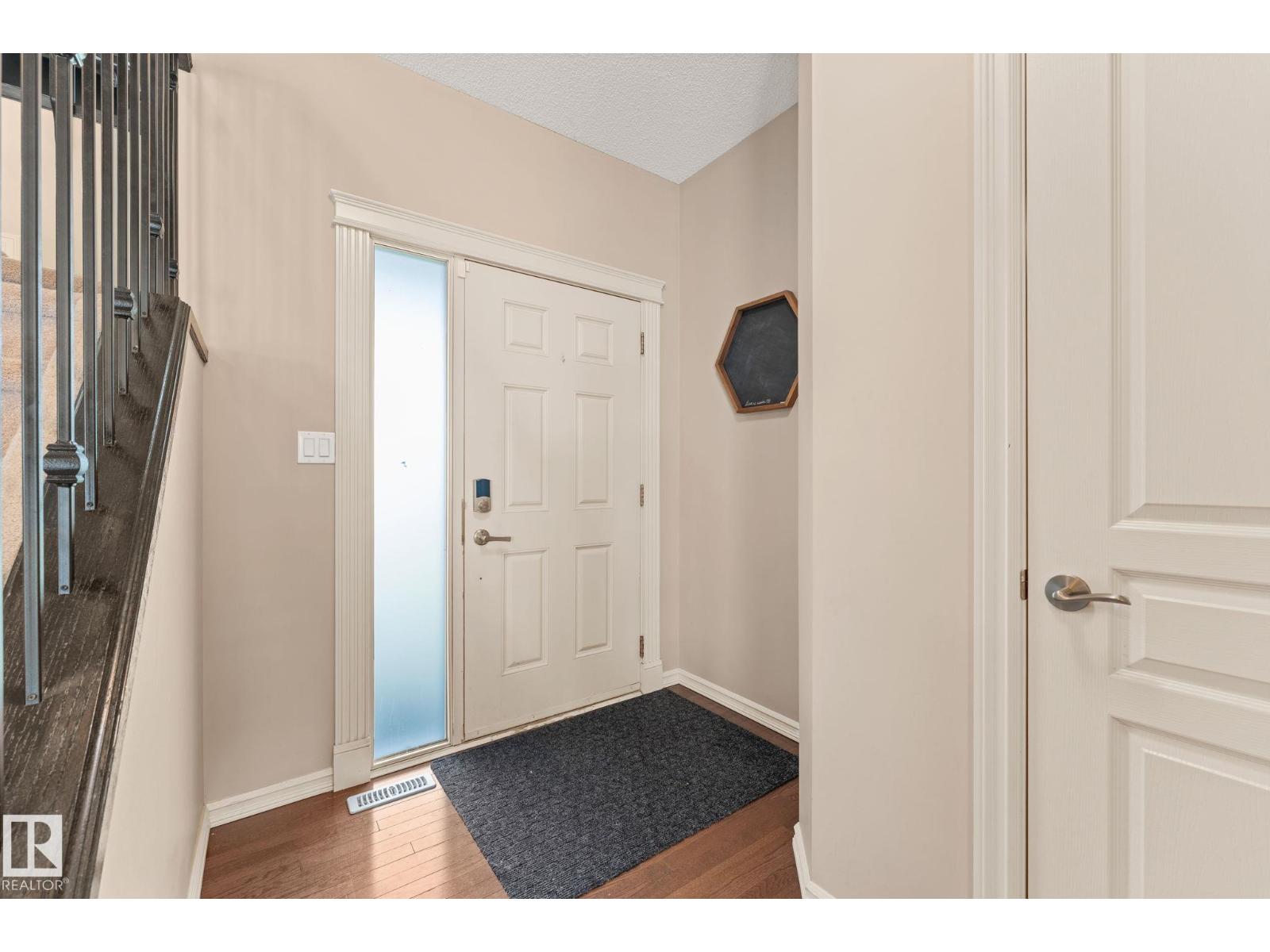 5519 209 ST NW - 6