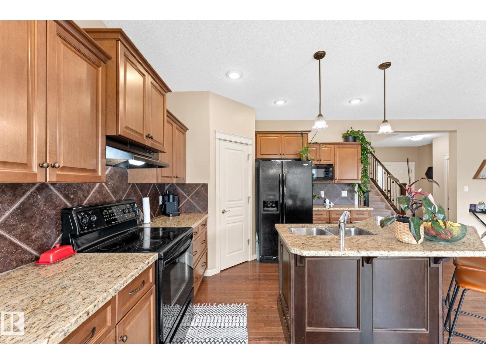5519 209 ST NW - 16