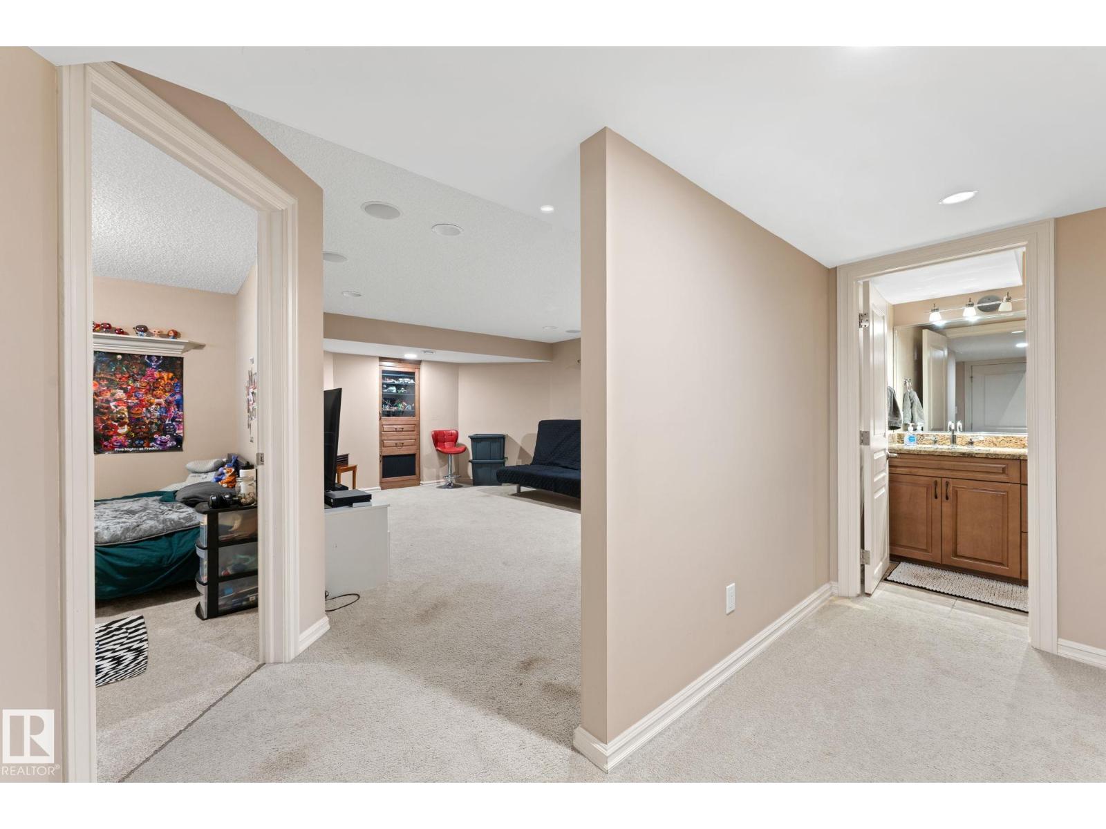 5519 209 ST NW - 35