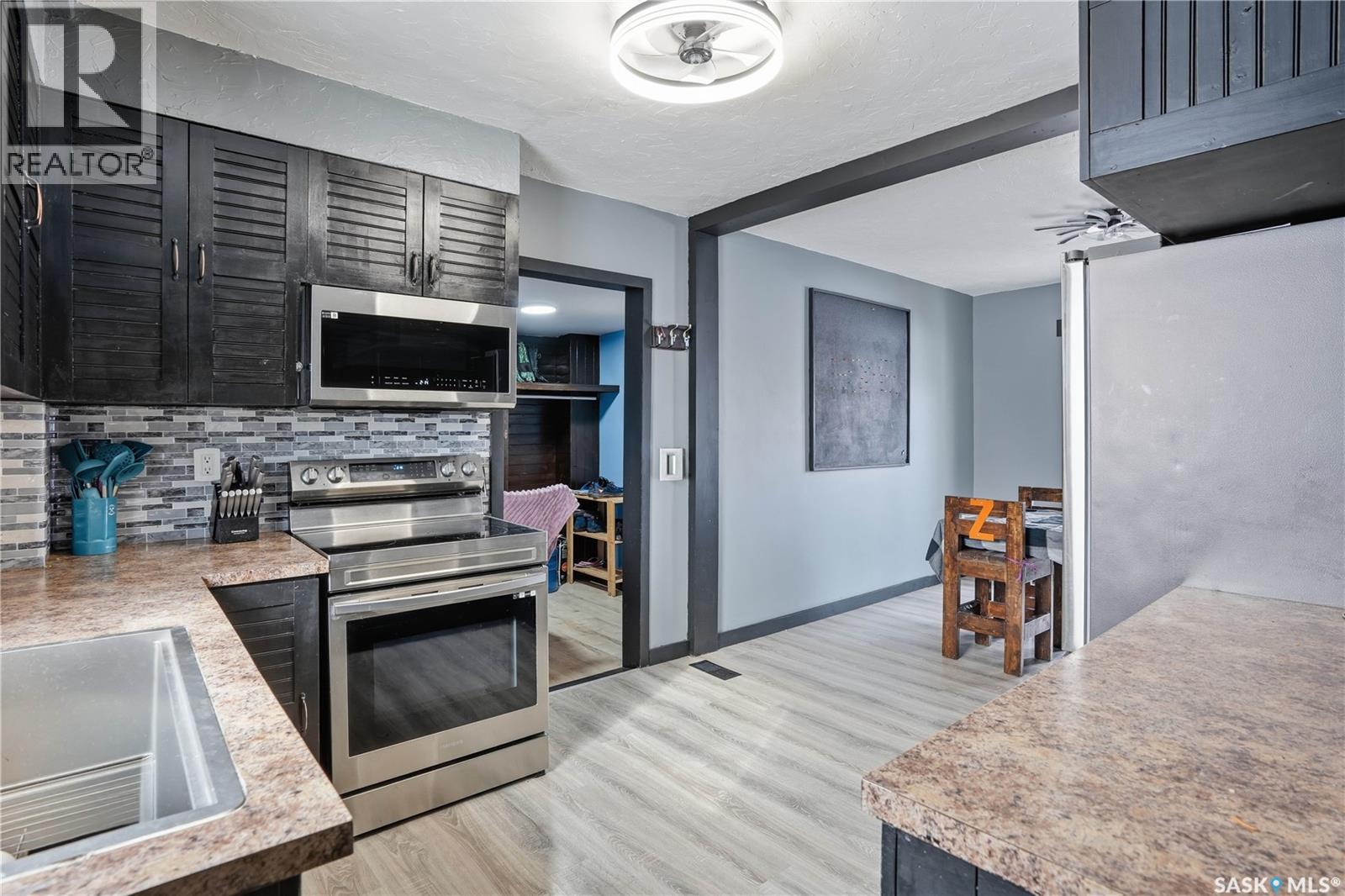 211 Martin STREET - 11