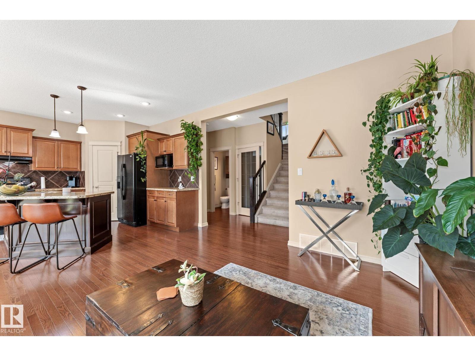 5519 209 ST NW - 12