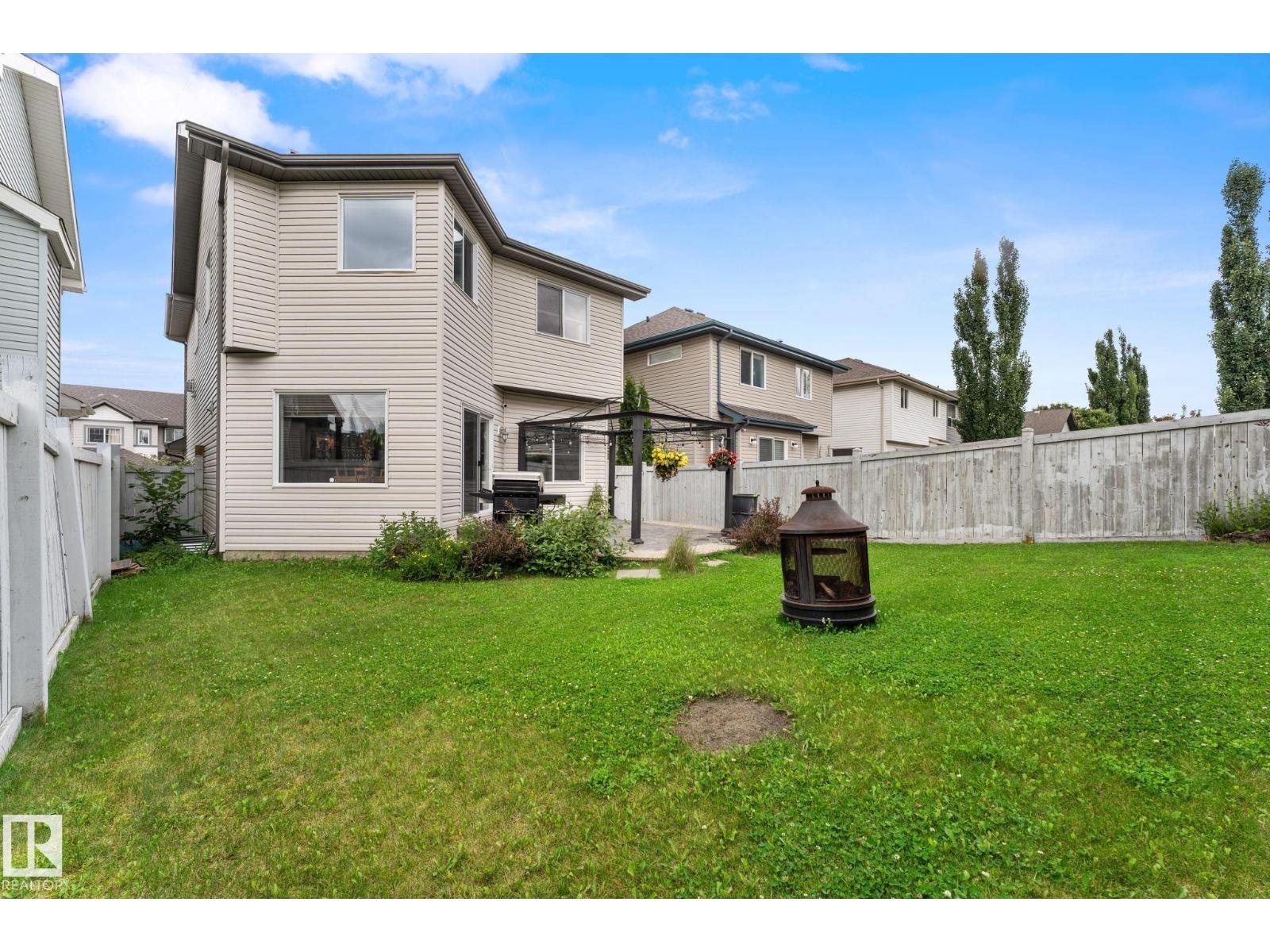 5519 209 ST NW - 47