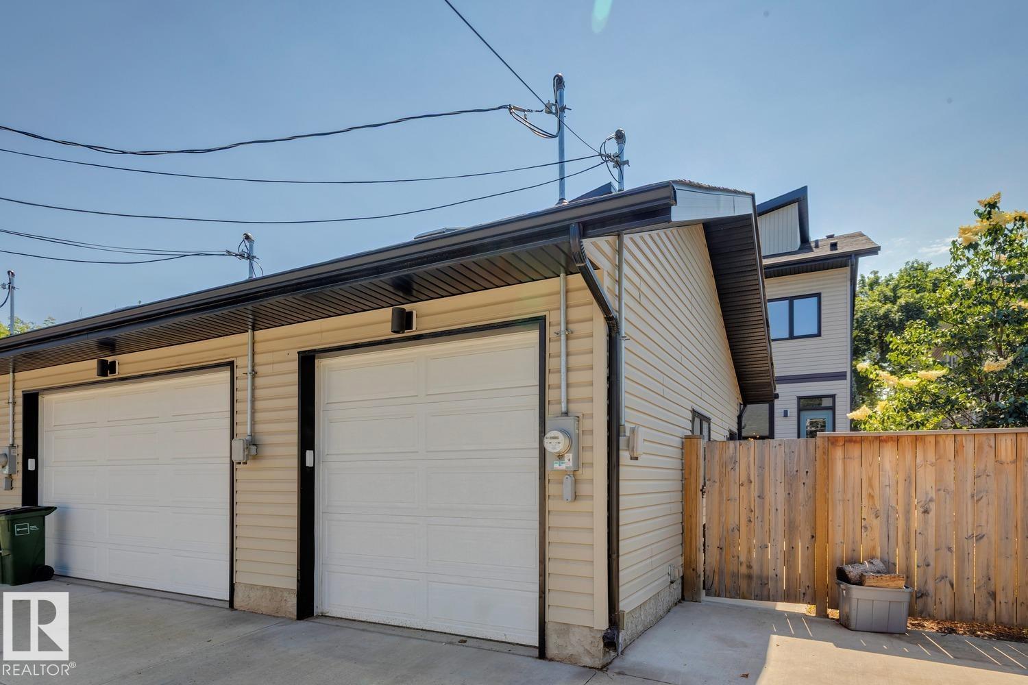 #3 10620 65 AV NW - 41
