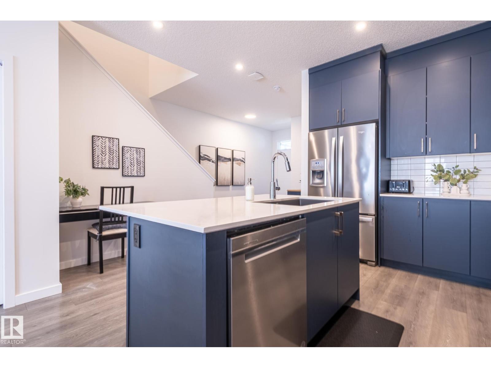 2015 DESROCHERS DR SW - 15