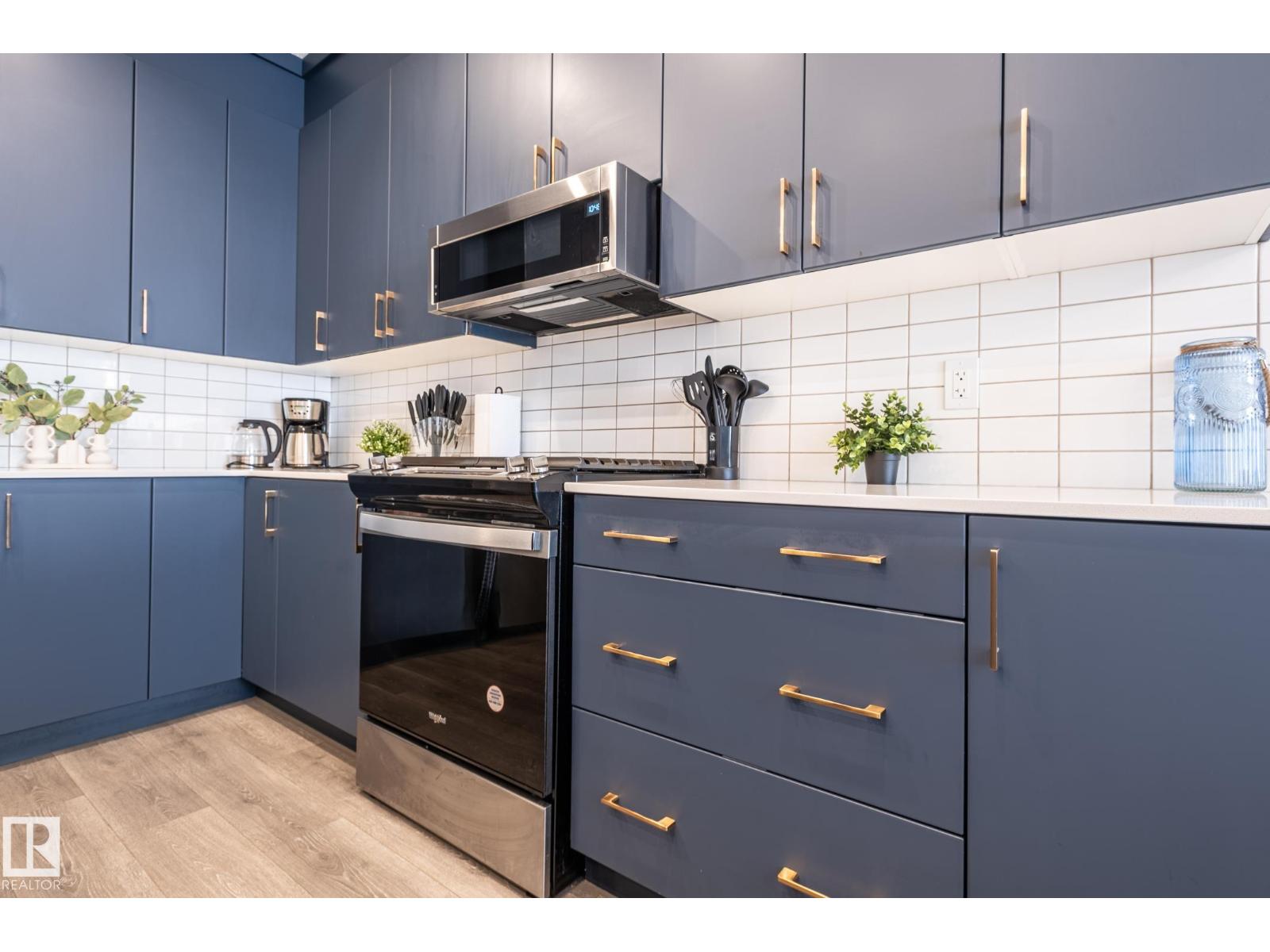 2015 DESROCHERS DR SW - 16