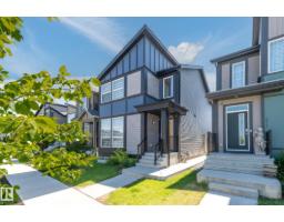 House for sale at 2015 Desrochers Dr SW, Edmonton — MLS® E4498228