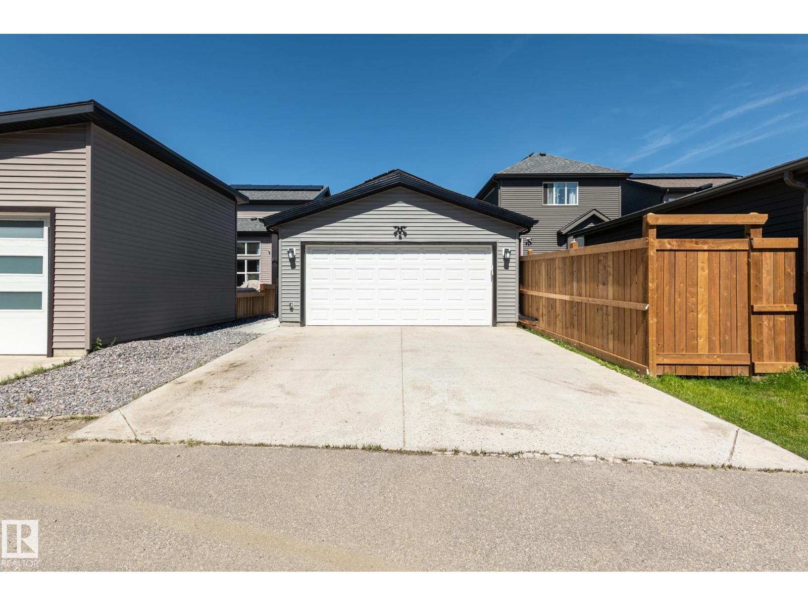 2015 DESROCHERS DR SW - 61