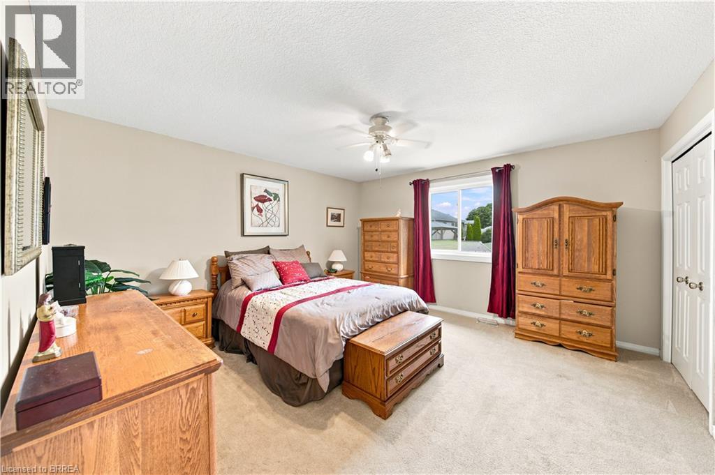 41 GRIFFITHS Drive - 17