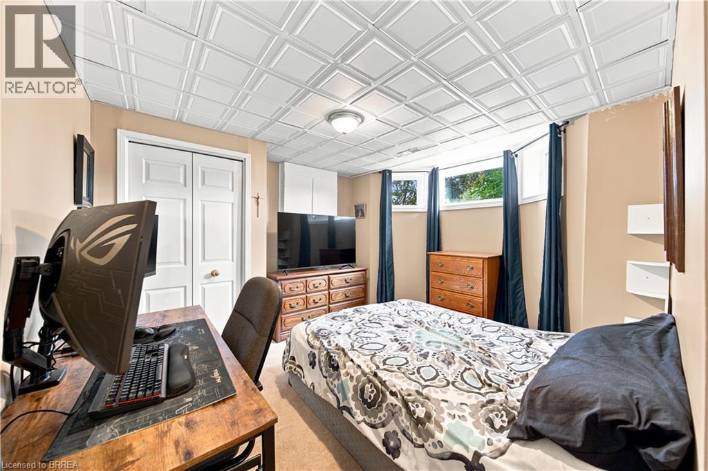 41 GRIFFITHS Drive - 26