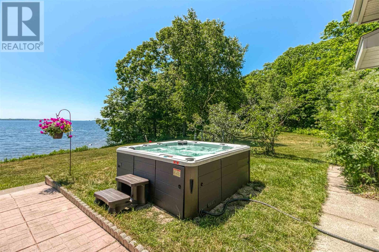1062 Mel Lake RD - 12