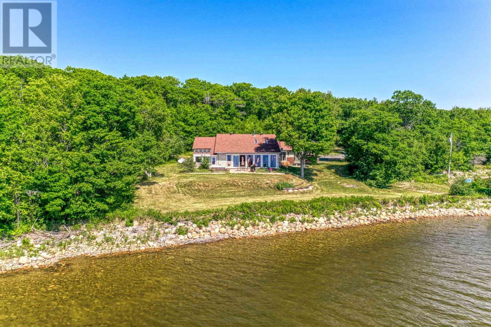 1062 Mel Lake RD - 9