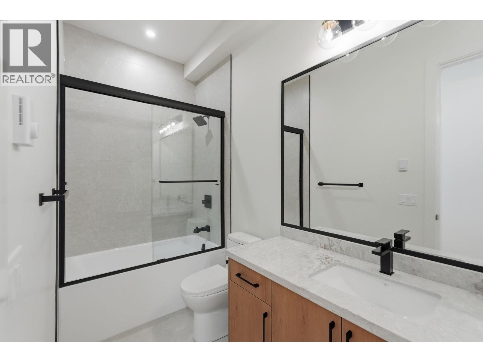 1087 Carnoustie Drive - 34