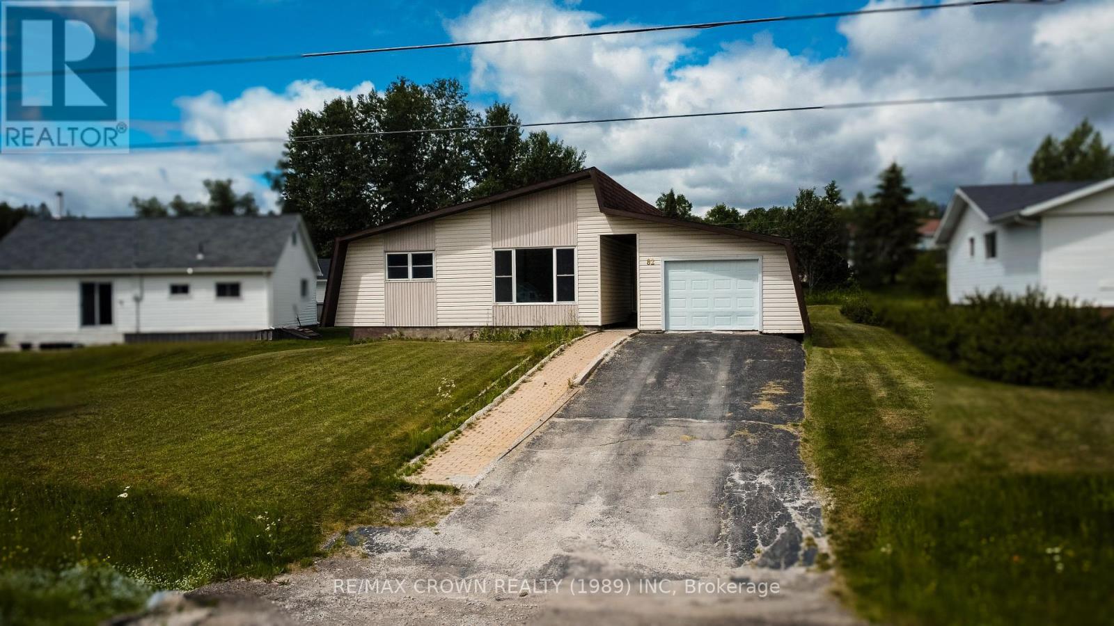 82 NEESOMADINA AVENUE - 1
