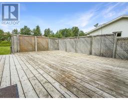 82 Neesomadina Avenue, Hornepayne, ON P0M1Z0 Photo 7