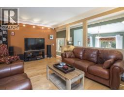 1989 Cedar Village Crescent, North Vancouver, BC V7J3P5 Photo 6