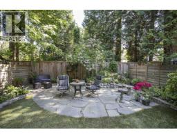 1989 Cedar Village Crescent, North Vancouver, BC V7J3P5 Photo 31