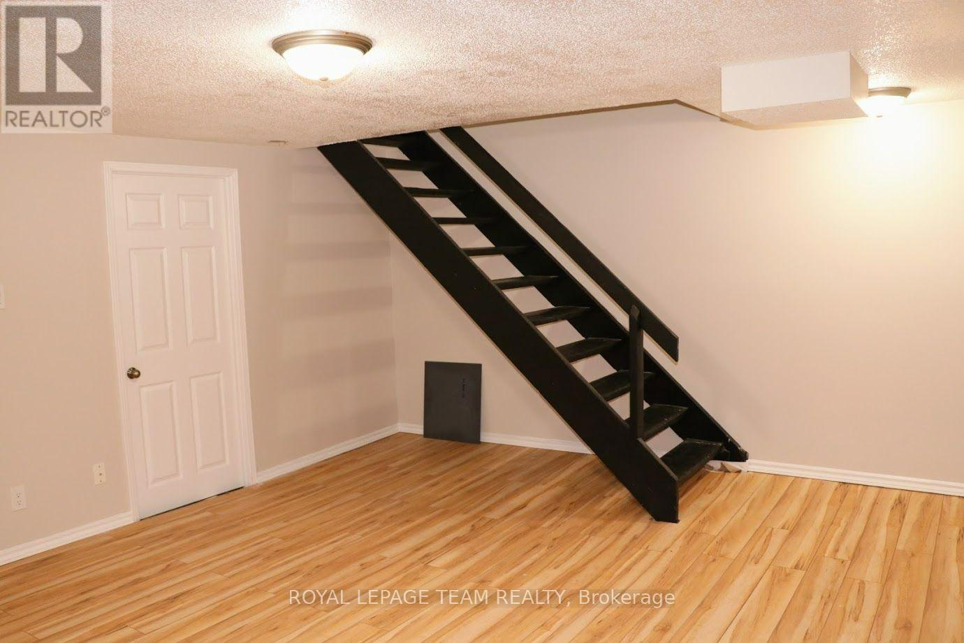 1220 DORCHESTER AVENUE, Ottawa. Luxury613. By Peter Sagos - Image 11