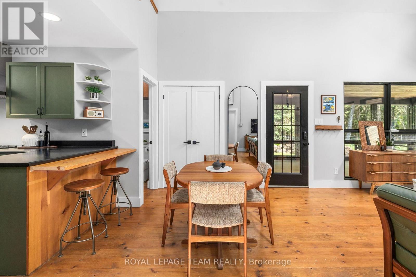 4309 ARMITAGE AVENUE, Ottawa. Luxury613. By Peter Sagos - Image 15