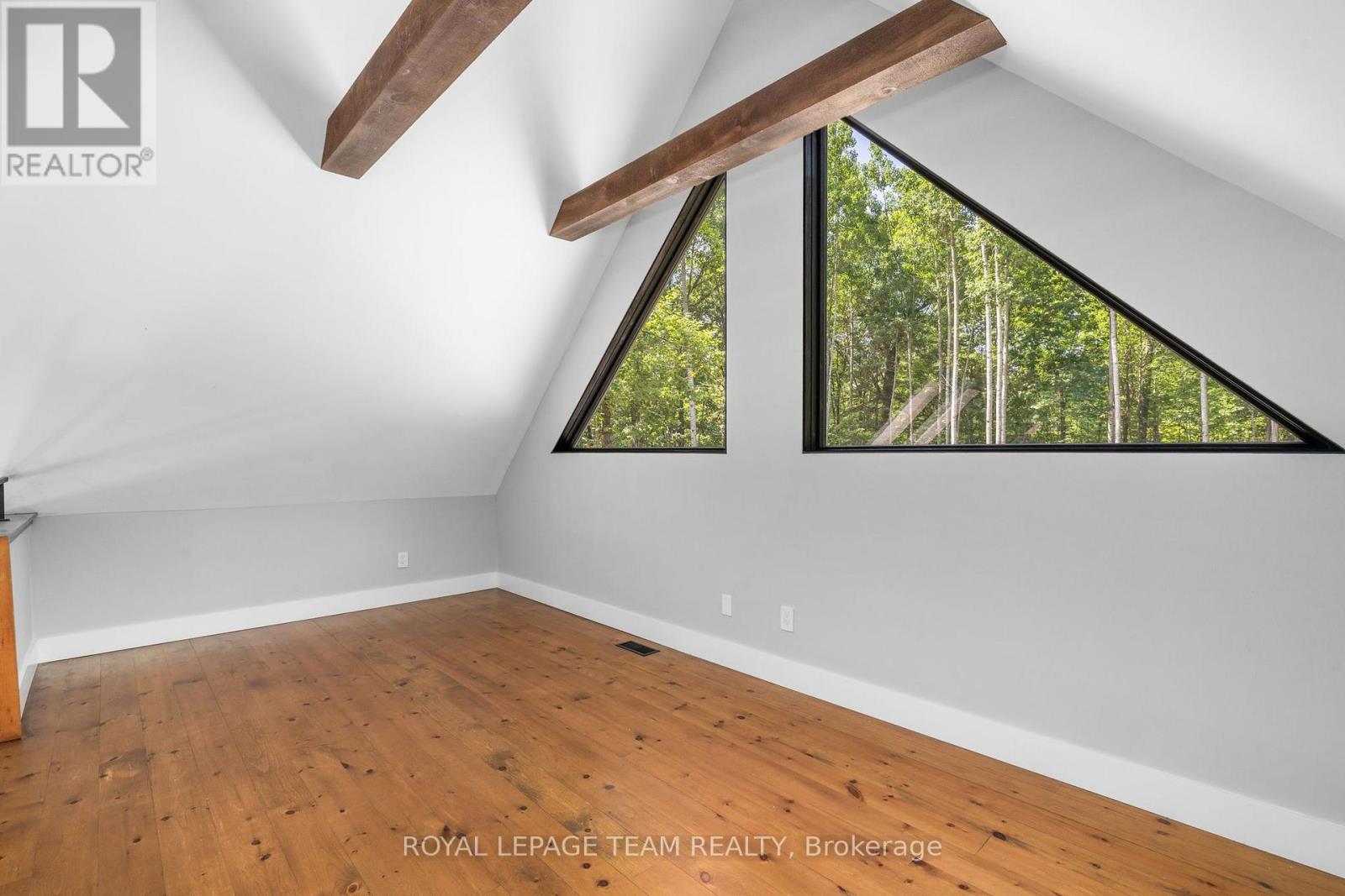 4309 ARMITAGE AVENUE, Ottawa. Luxury613. By Peter Sagos - Image 27