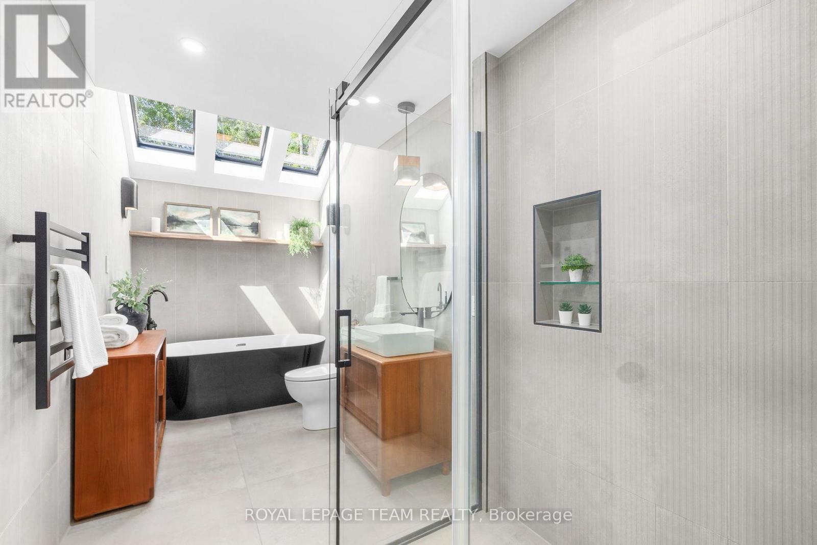 4309 ARMITAGE AVENUE, Ottawa. Luxury613. By Peter Sagos - Image 30