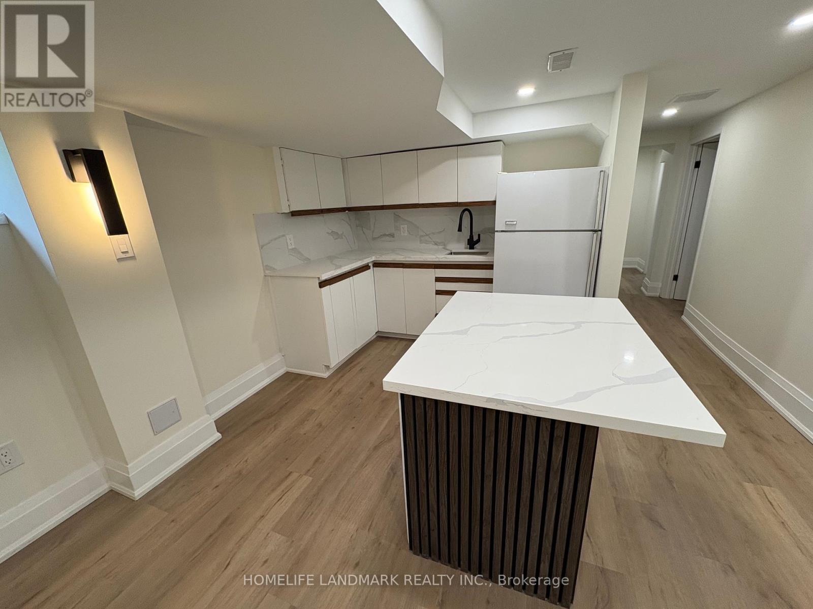 73 BERKINSHAW CRESCENT - 21