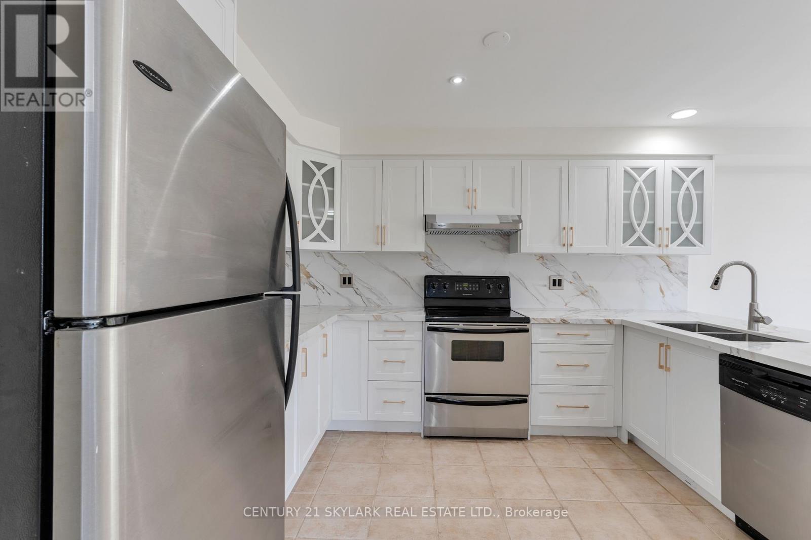 27 CLAIR AVENUE - 10
