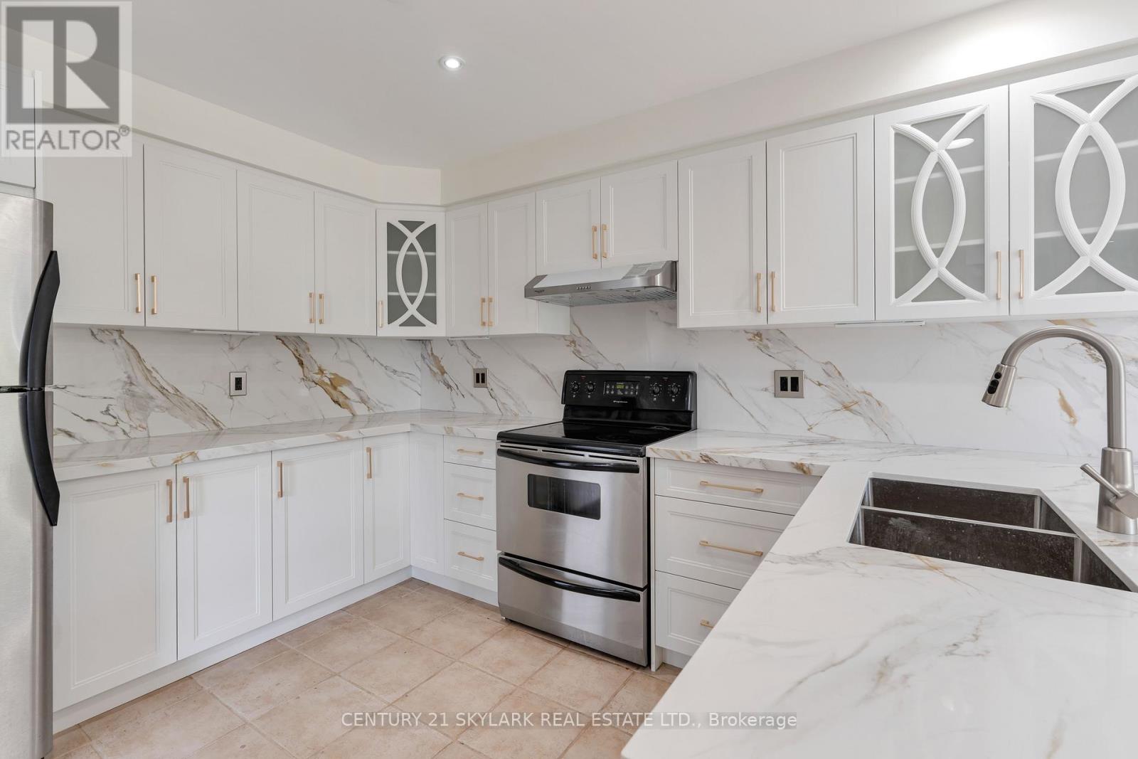 27 CLAIR AVENUE - 11