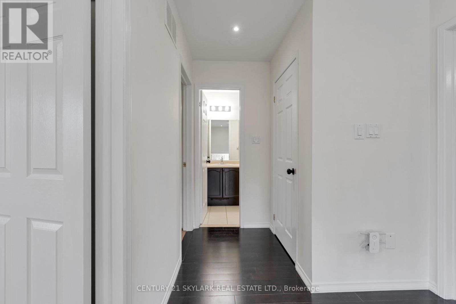 27 CLAIR AVENUE - 16