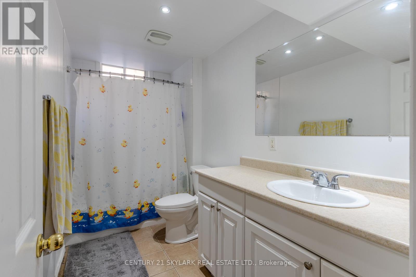 27 CLAIR AVENUE - 28