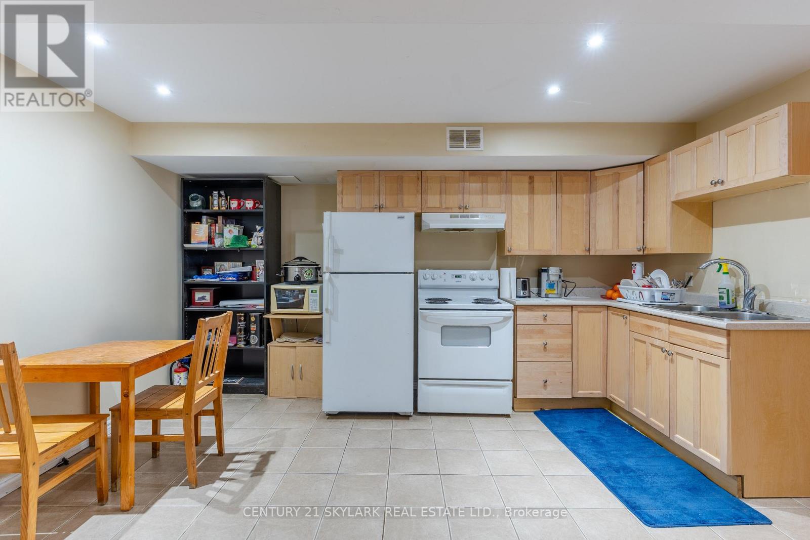 27 CLAIR AVENUE - 29