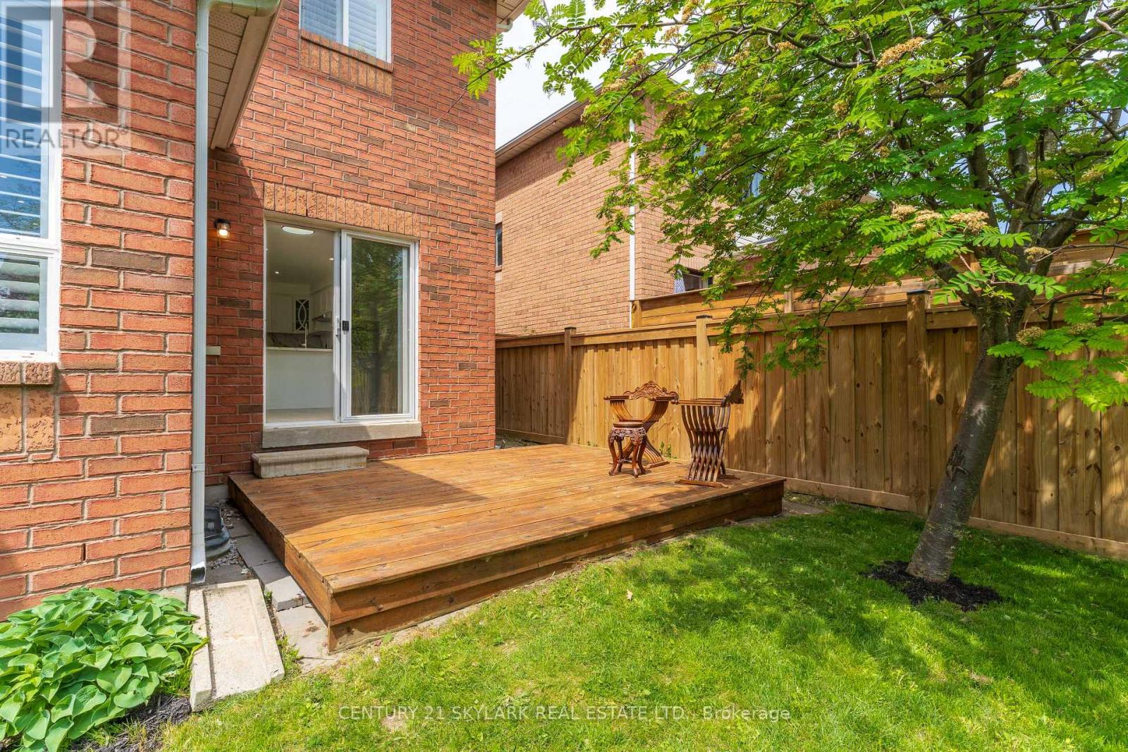 27 CLAIR AVENUE - 31