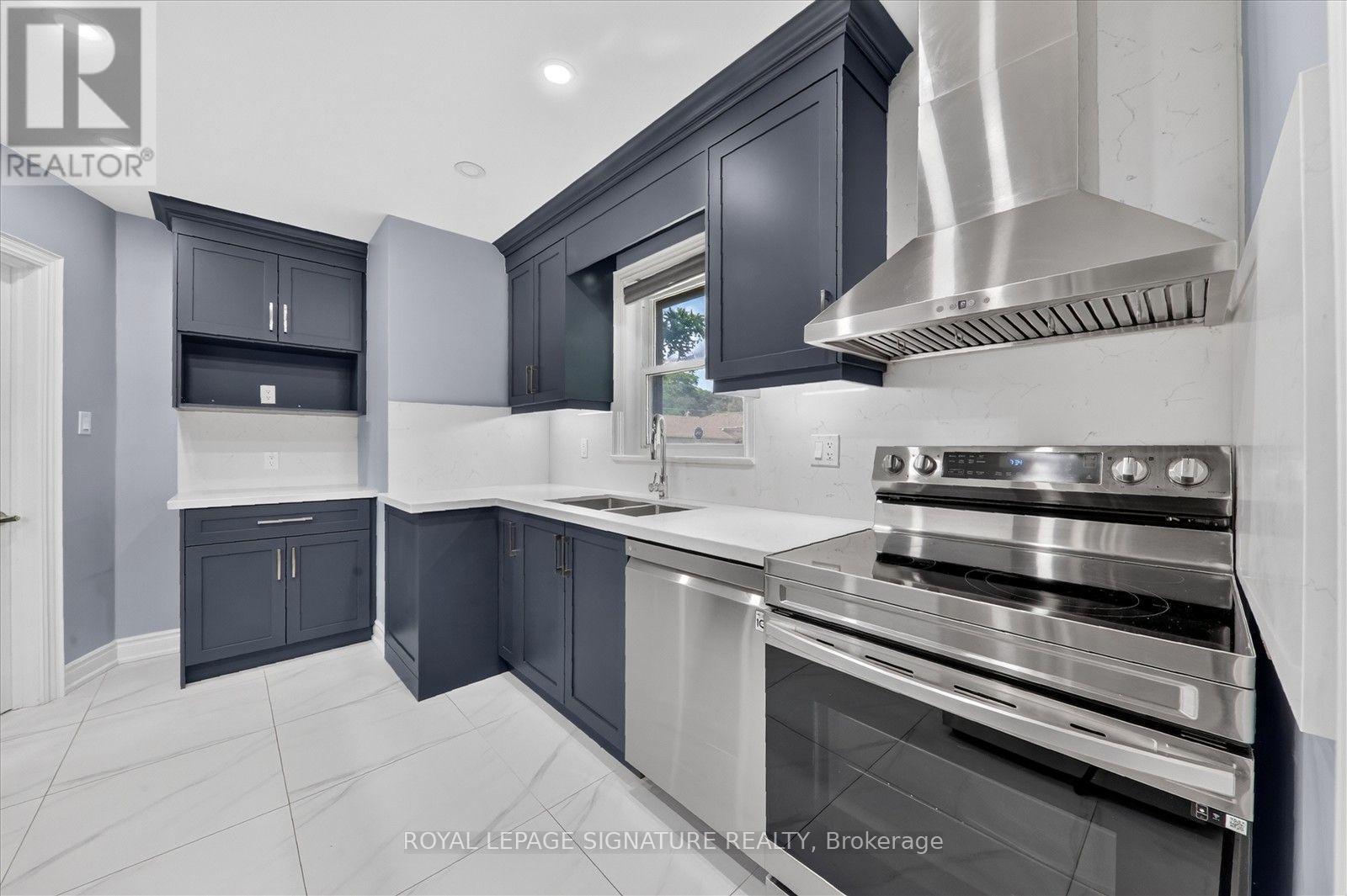 9 LEJUNE ROAD - 15