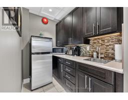 309 - 712 Davis Drive, Newmarket, ON L3Y8C3 Photo 18