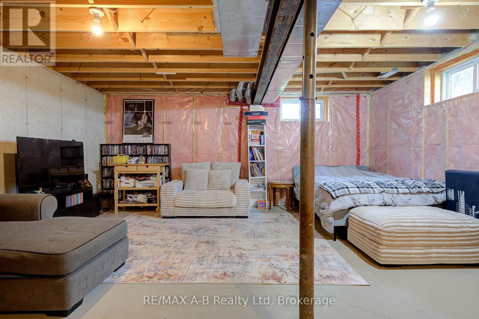 280 RAILWAY AVENUE - 40