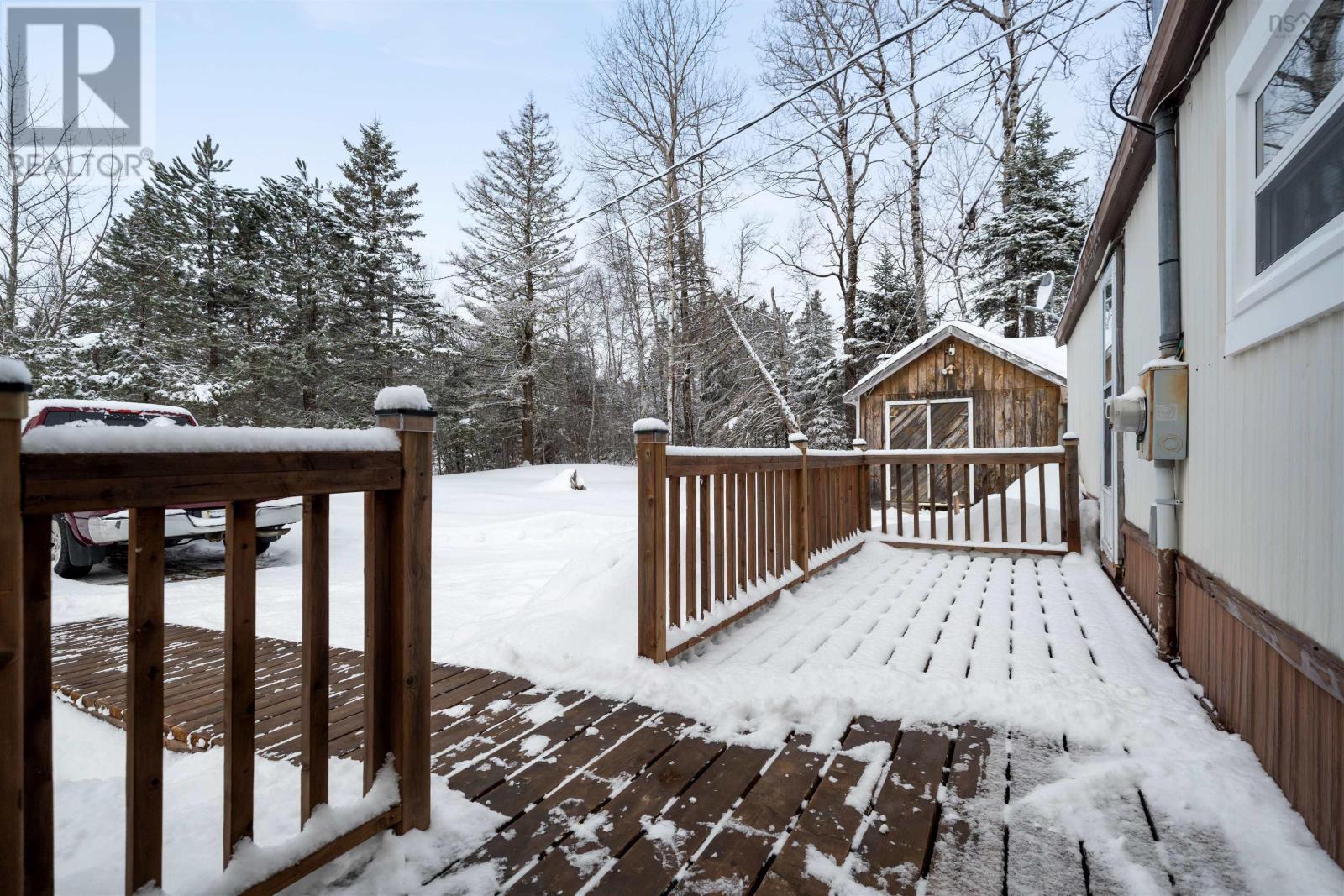 526 Old Halifax Road - 13