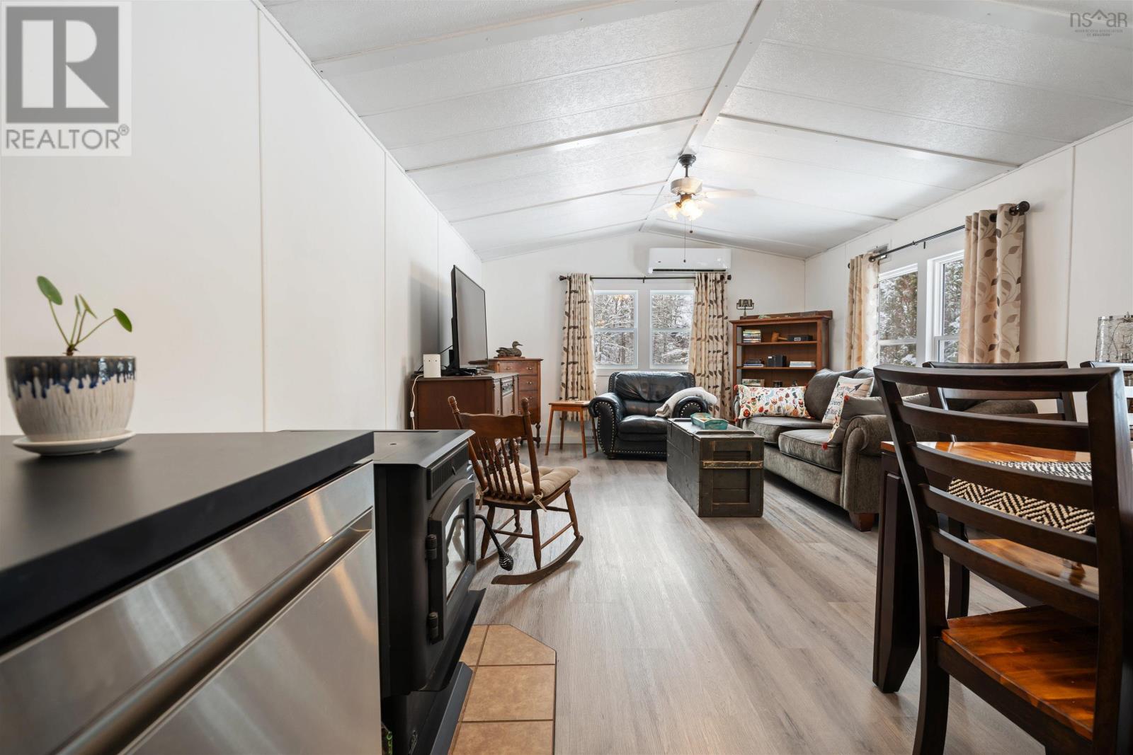 526 Old Halifax Road - 26
