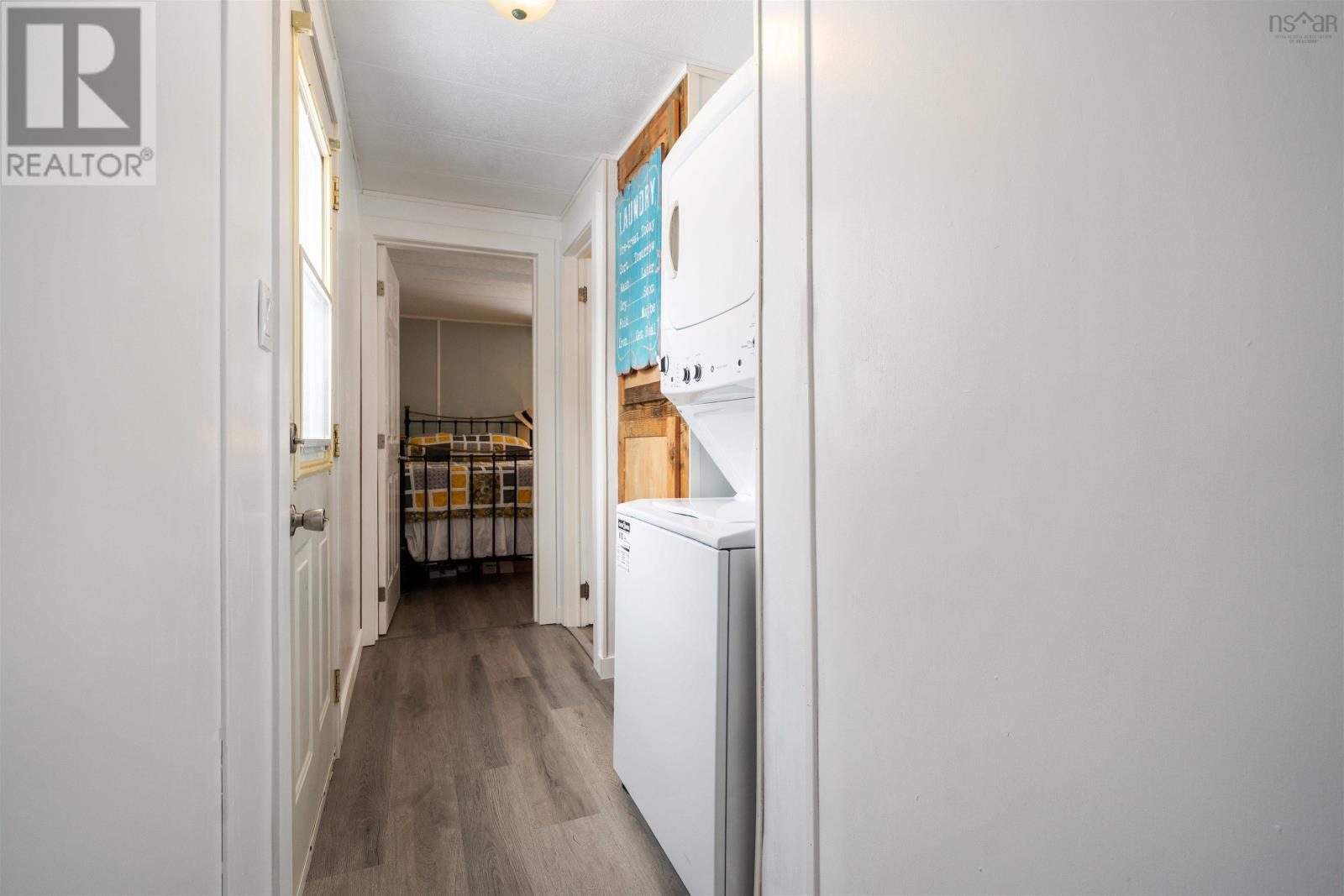 526 Old Halifax Road - 27