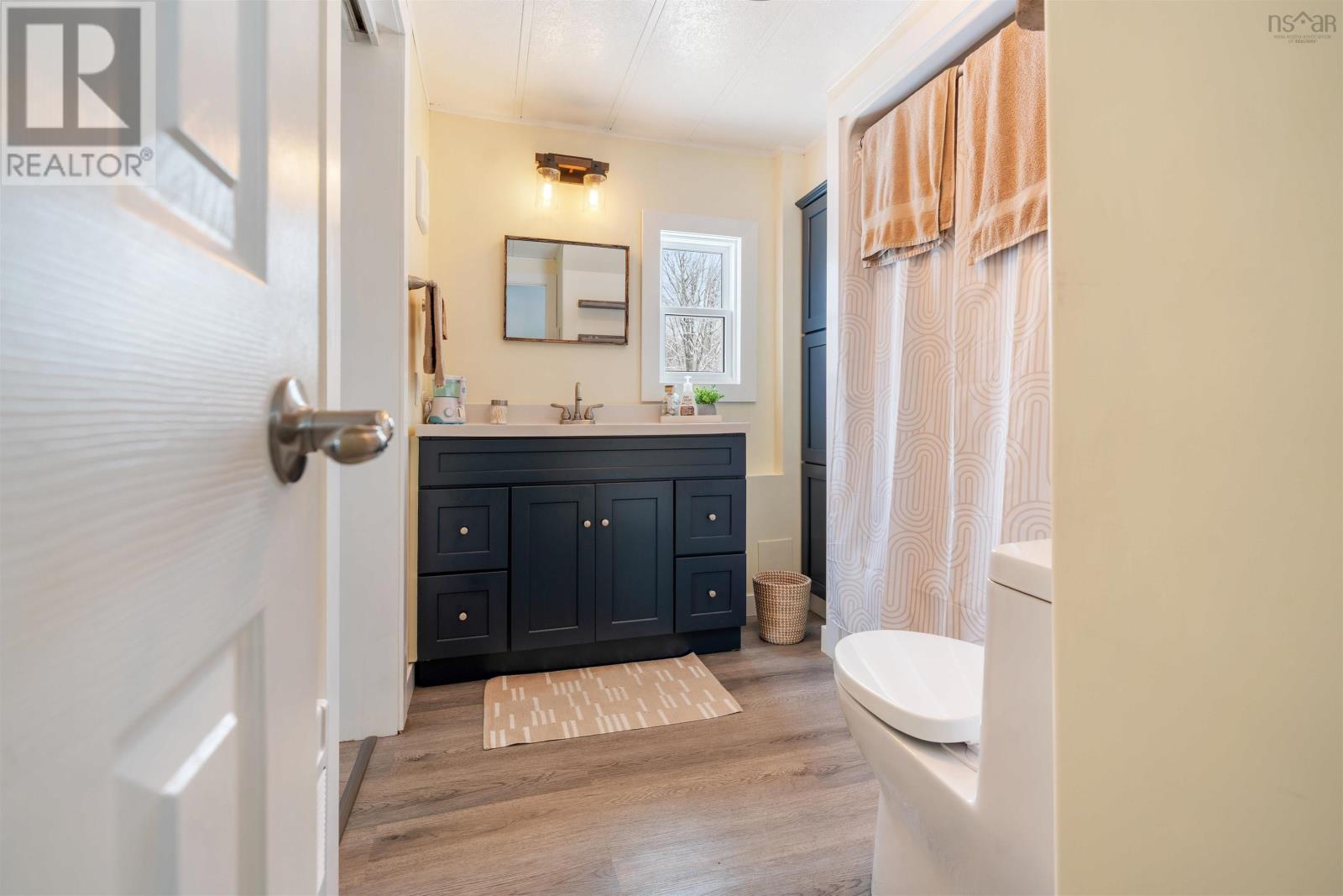 526 Old Halifax Road - 38