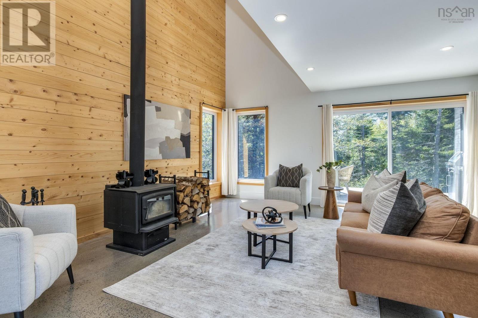 5 West Lawrencetown Road - 21