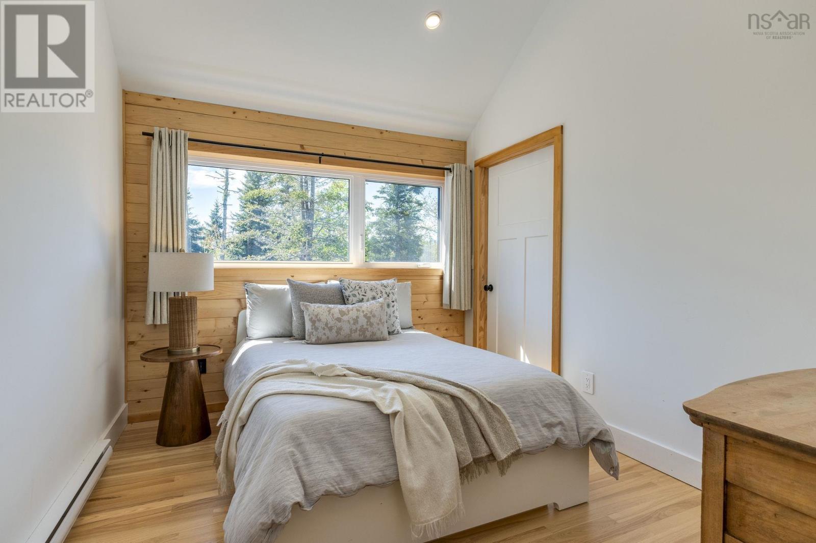 5 West Lawrencetown Road - 32